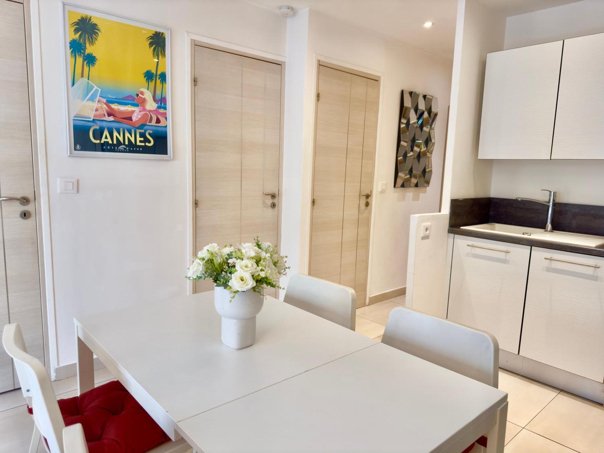 Superbe Appartement Avec Terrasse 1Mn Des Plages De La Croisette Cannes Kültér fotó